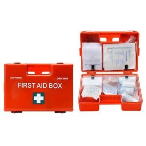 First-Aid Kit (104 Pieces)
