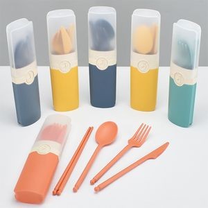 4 Pcs Wheat Straw Tableware Set with Case