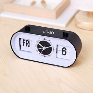 Manual Page Turning Modern Small Table Clock