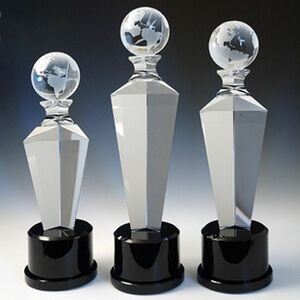 2 In 1 Black/Clear Crystal Globe Trophy