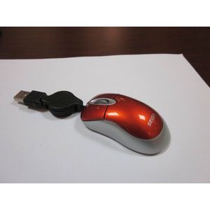 Mini mouse with retractable cord