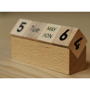 Beech Wood Calendar Blocks on Tray
