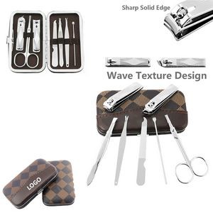 Checked Surface 7 Pieces Manicure Set