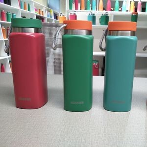 32oz Portable Double Walled Stainless Steel Vacuum Bottle With Carrying Handle