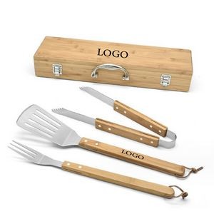 Trio BBQ Toolkit in Pine Container