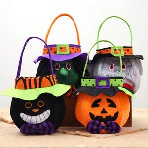Trick-Or-Treat Cute Pumpkin Gift Candy Bag for Halloween Decoration