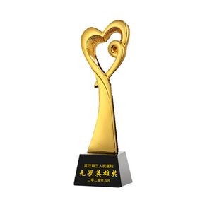 Custom Resin Trophy Golden Love Heart Shape Award