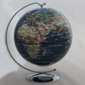 5" Diameter LED Light Up World Globe (Screen)