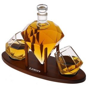 Diamond Shaped Whiskey Decanter With 2 Glasses