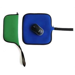 "Portable Convenience: Folding Mouse Pad Pouch for On-the-Go Use"