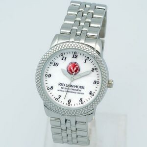 Classic Men's Bracelet Watch w/ Mesh Texture Bezel & Secure Clasp
