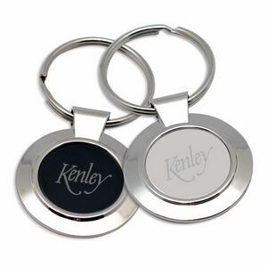 Round keychain in polished chrome finish, with mirror-like middle insert