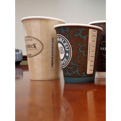 Hot Cups: White Paper Cups 22 Ounce