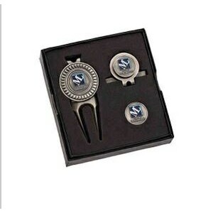 Boxed Golf Set w/Divot Tool, Hat Clip & Extra Ball Marker