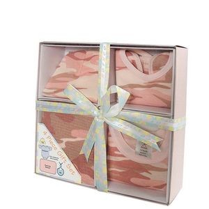 Infant Camouflage Romper Gift Set with Bib/Crib Cap & Receiving Blanket