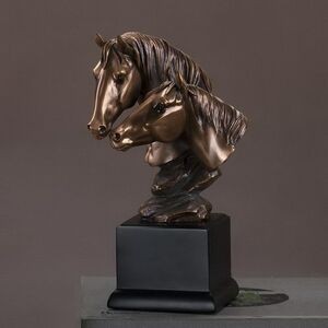 Horse Bust, 9.5"h x 5.5"w