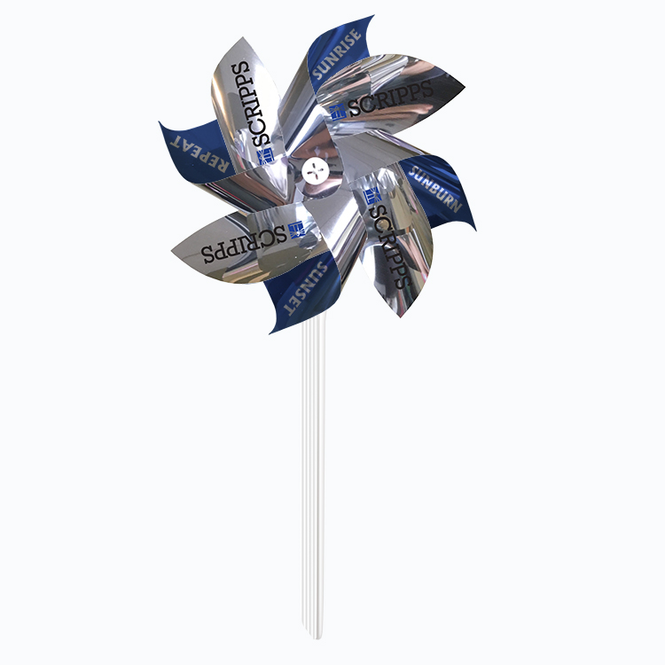 Pinwheel 1 - silver mylar with 5" diameter propellers - Toys, Games