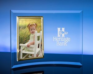 Vertical Picture Frame w/Gold Trim (5" x 7")