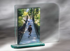 Mainliner Picture Frame (4" x 6")