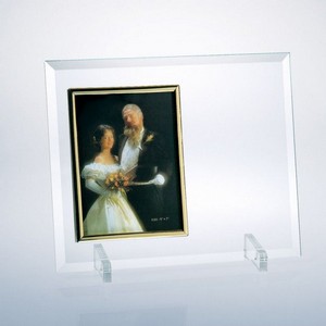 Beveled Vertical Gold Photo Frame