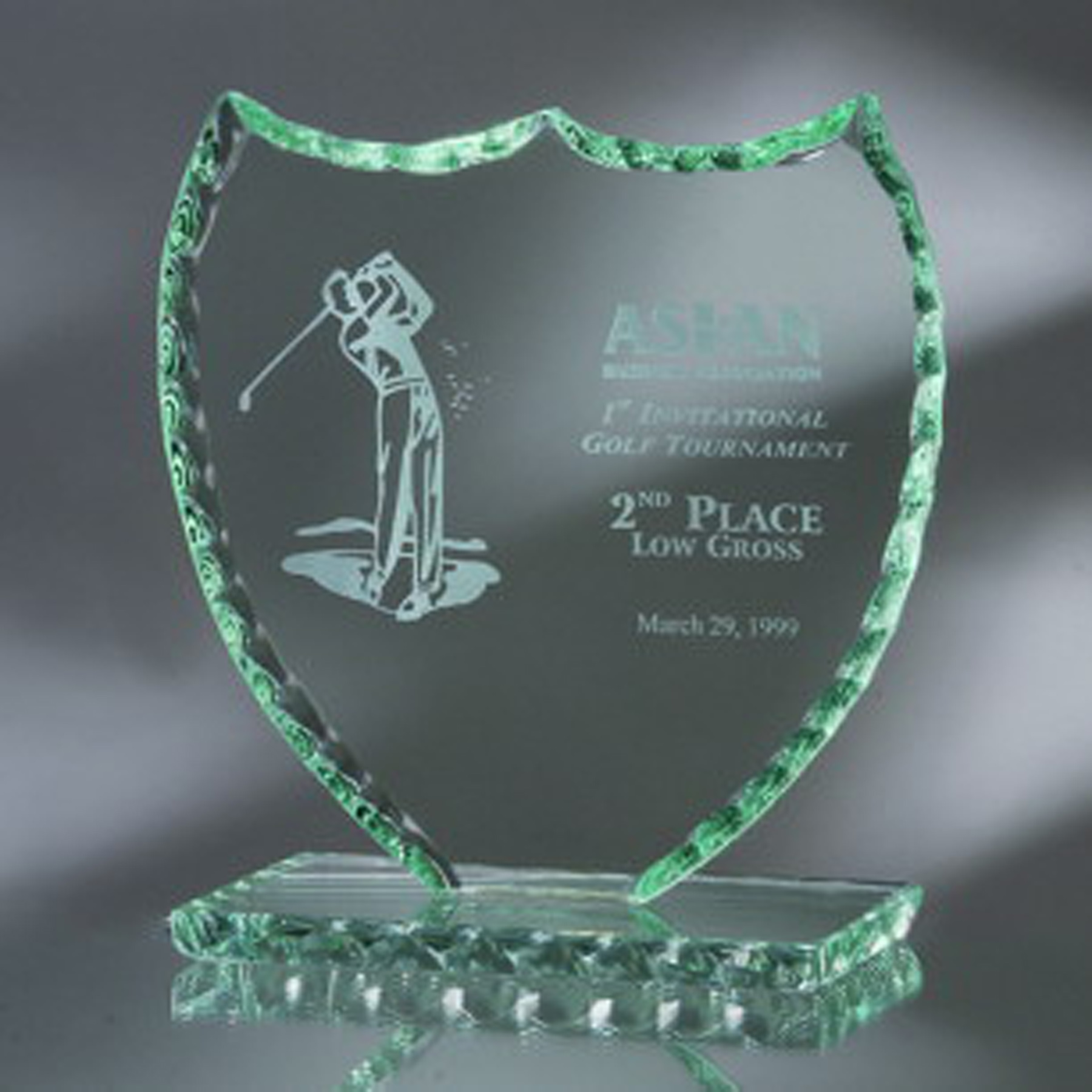 8 1/2" Pearl Edge Shield Award - Awards, Crystal