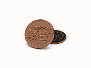 Four-Bite Oreo® Cookie with Custom Engraved Chocolate (3.2 in.)