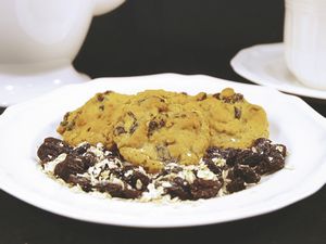 Fresh Beginnings Oatmeal Raisin Cookie Tin